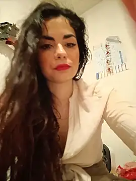 Saturnia Yvonne online show from 03.01.25