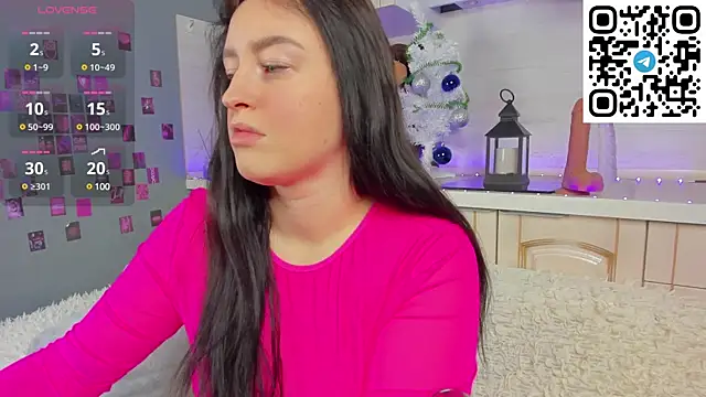 Snapshot of Kruela_Eva chatting on 01.18.25 Kruela Eva online show from 01.18.25