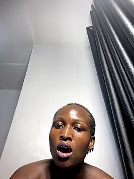 Curvixx online show from 12.18.25