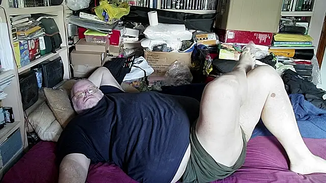 hadeszeuss2 online show from 02.19.25