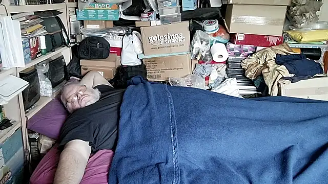 hadeszeuss2 online show from 12.04.25