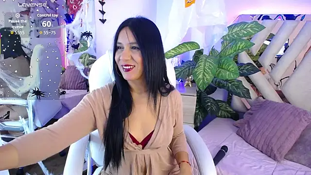 Camille jhonson online show from 11.11.25