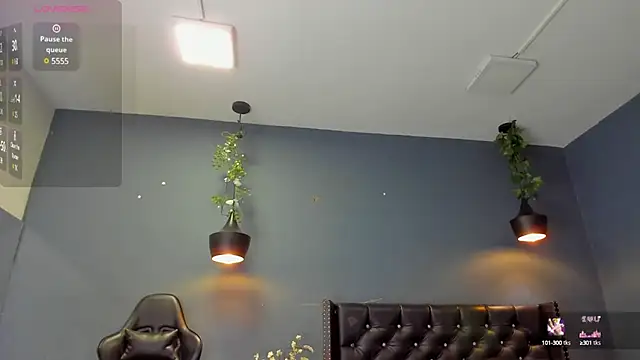 Hannah Miller   online show from 01.16.25