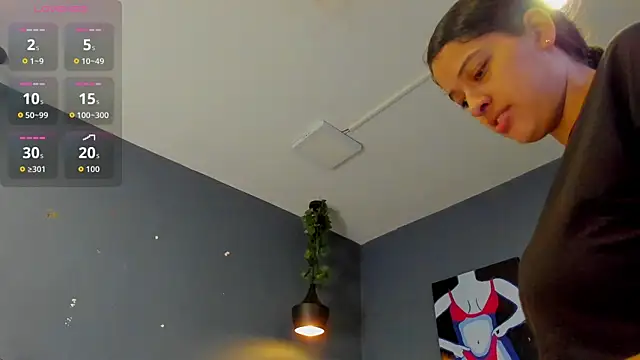 Hannah Miller   online show from 11.06.25