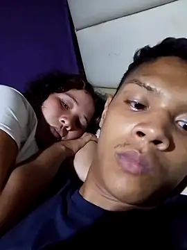 Snapshot of daniel_traviexxxo chatting on 09.30.25 daniel traviexxxo online show from 09.30.25