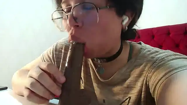 Snapshot of selenablairx chatting on 02.27.26 selenablairx online show from 02.27.26