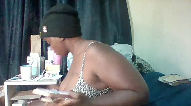 Nish Darling  online show from 01.15.25