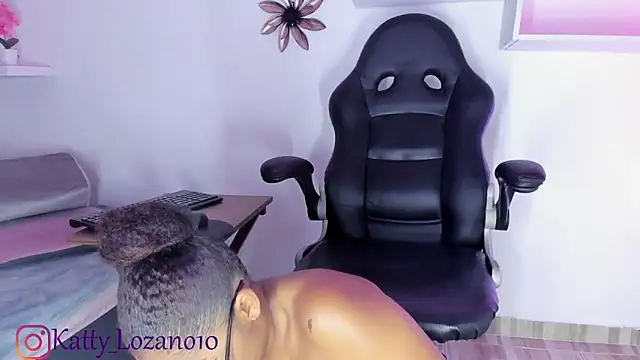 Katty lozani online show from 02.16.25