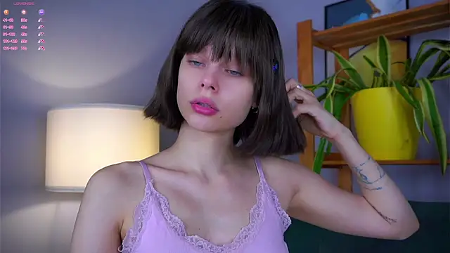 RexanneHatt online show from 10.19.25