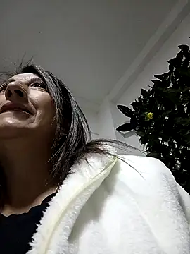 any mour online show from 02.04.25