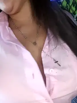 any mour online show from 10.09.25