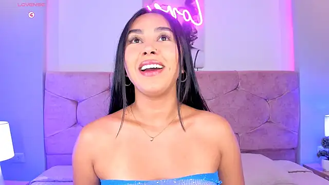 Cameliaa Smiith online show from 01.14.25