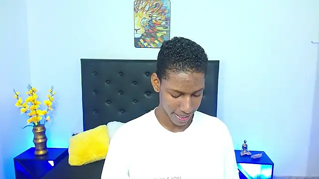 maiki18  online show from 10.04.25