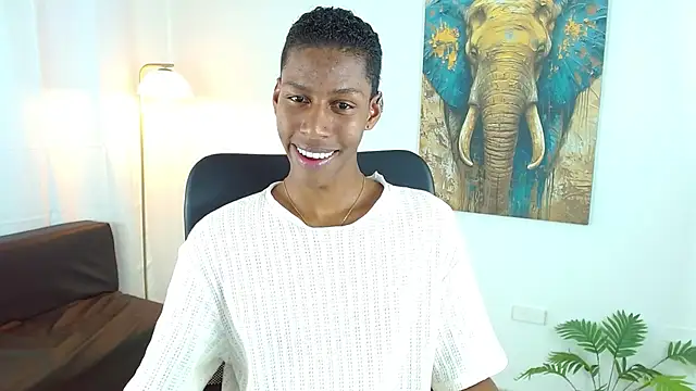 maiki18  online show from 10.21.25