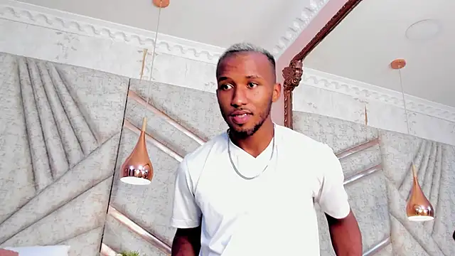 Snapshot of JamesParck chatting on 02.27.25 JamesParck online show from 02.27.25