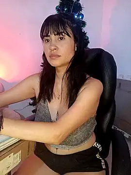 keelly richaardson1 online show from 12.13.24