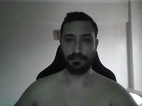 Snapshot of chakal22 chatting on 04.01.26 chakal22 online show from 04.01.26