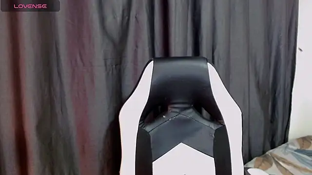 Snapshot of AdharaaMoon chatting on 10.03.25 AdharaaMoon online show from 10.03.25