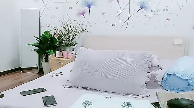 Snapshot of HC_jun chatting on 12.21.24 HC jun online show from 12.21.24