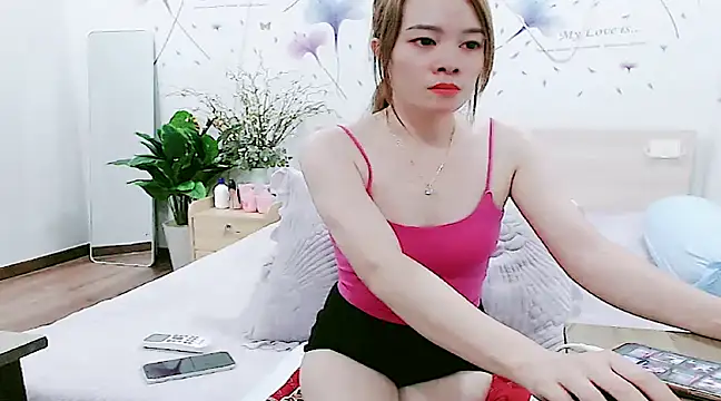 Snapshot of HC_jun chatting on 12.23.24 HC jun online show from 12.23.24