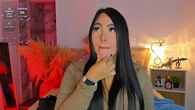 Sarahballiston  online show from 02.22.26