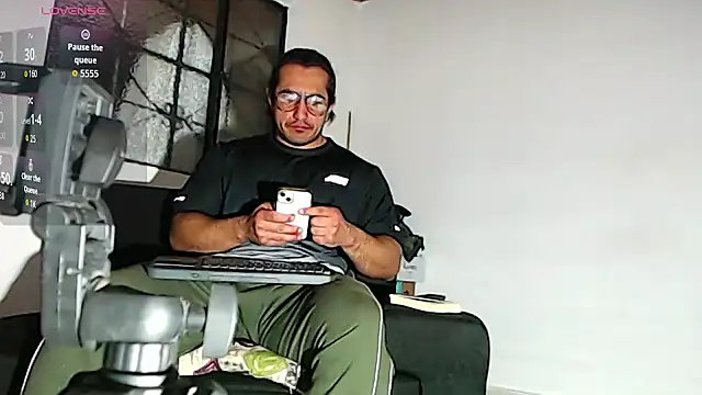 Snapshot of willian_m777 chatting on 10.16.25 willian m777 online show from 10.16.25