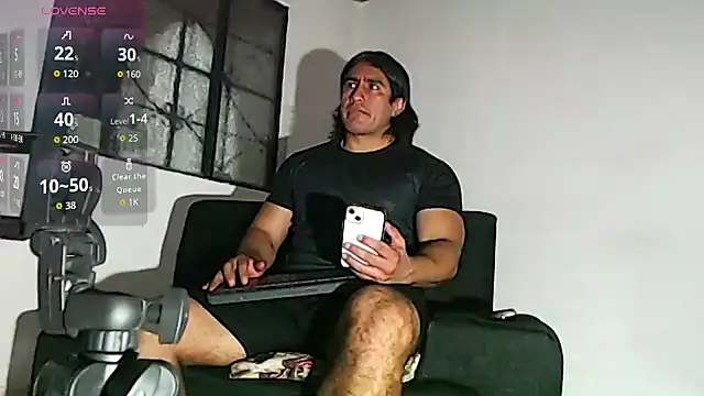 Snapshot of willian_m777 chatting on 10.30.25 willian m777 online show from 10.30.25