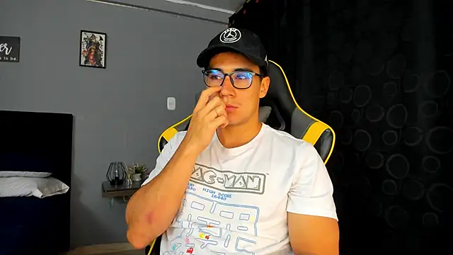 owengray2n online show from 09.15.25