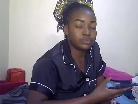 Snapshot of Sexy_racy_rebel_ chatting on 10.11.25 Sexy racy rebel online show from 10.11.25