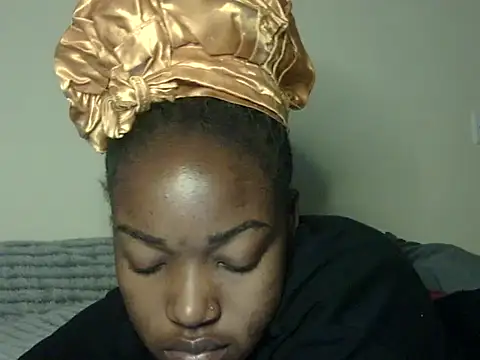 Snapshot of Sexy_racy_rebel_ chatting on 10.20.25 Sexy racy rebel online show from 10.20.25