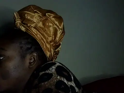 Snapshot of Sexy_racy_rebel_ chatting on 10.22.25 Sexy racy rebel online show from 10.22.25