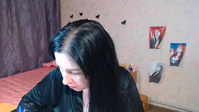 JillStevens online show from 11.22.25