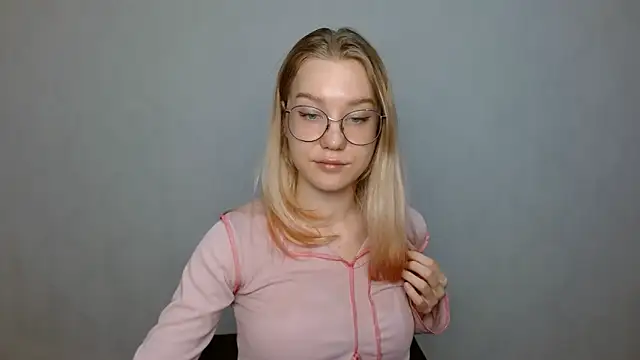 Snapshot of cindi_hot chatting on 01.29.25 cindi hot online show from 01.29.25