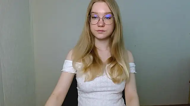 cindi hot online show from 03.22.26