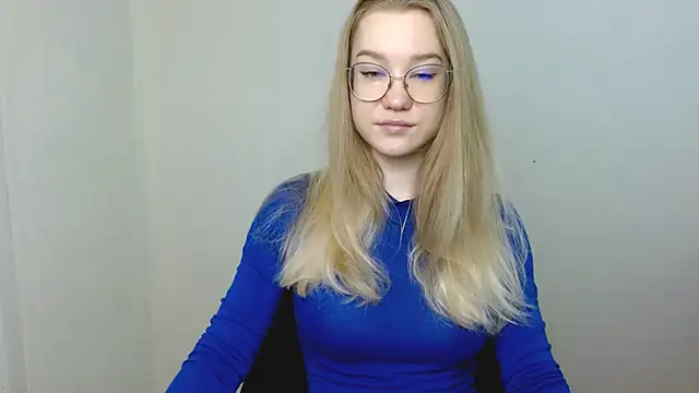 cindi hot online show from 04.20.26