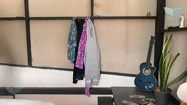 IsusSun online show from 12.21.25