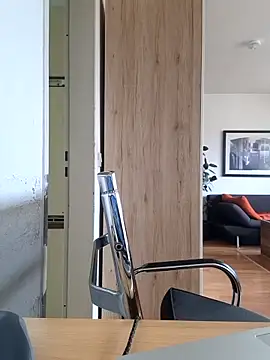 Milkasahne64 online show from 09.17.25