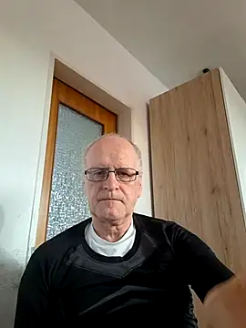 Milkasahne64 online show from 02.09.26