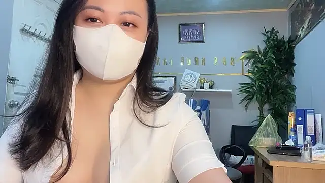 Snapshot of Bamboo_Swetie chatting on 12.04.24 Bamboo Swetie online show from 12.04.24