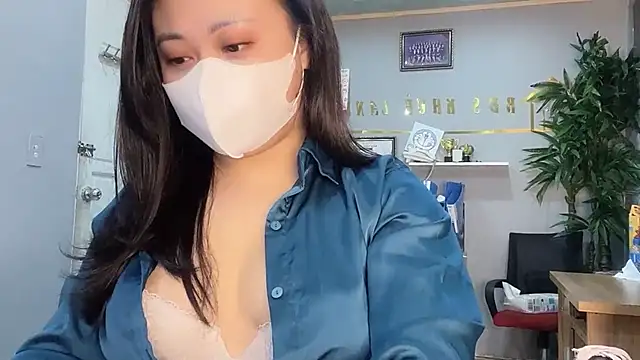 Snapshot of Bamboo_Swetie chatting on 12.07.24 Bamboo Swetie online show from 12.07.24