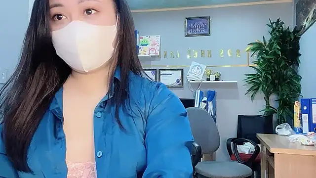 Snapshot of Bamboo_Swetie chatting on 12.21.24 Bamboo Swetie online show from 12.21.24