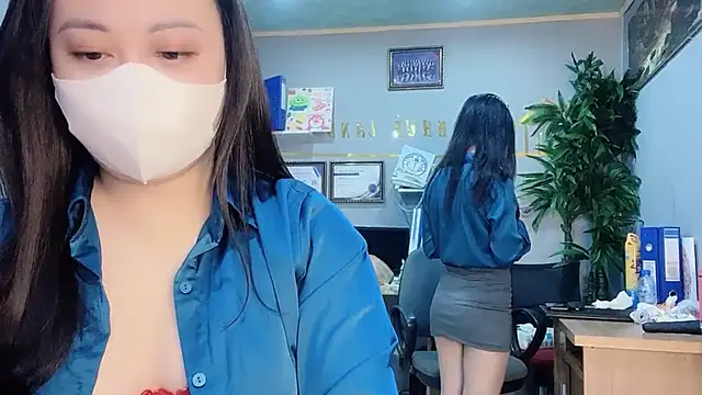 Snapshot of Bamboo_Swetie chatting on 12.21.24 Bamboo Swetie online show from 12.21.24