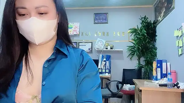 Snapshot of Bamboo_Swetie chatting on 12.26.24 Bamboo Swetie online show from 12.26.24