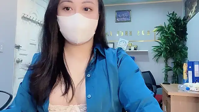 Snapshot of Bamboo_Swetie chatting on 12.30.24 Bamboo Swetie online show from 12.30.24