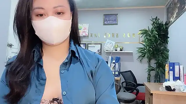 Snapshot of Bamboo_Swetie chatting on 01.15.25 Bamboo Swetie online show from 01.15.25