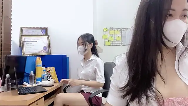 Snapshot of Bamboo_Swetie chatting on 02.13.25 Bamboo Swetie online show from 02.13.25