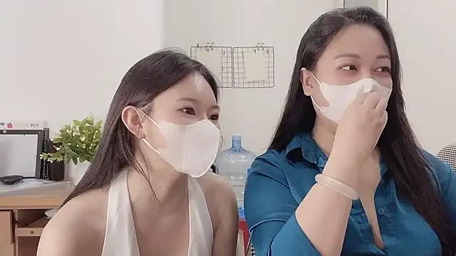 Snapshot of Bamboo_Swetie chatting on 10.05.25 Bamboo Swetie online show from 10.05.25