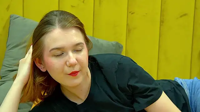 LessySmith online show from 10.18.25