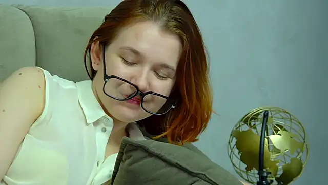 LessySmith online show from 02.22.26