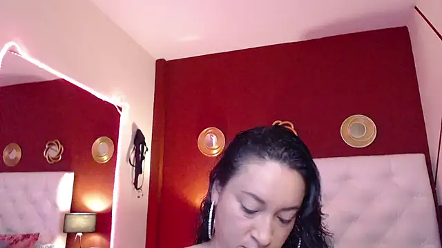 Snapshot of jessi_lovers chatting on 01.07.25 jessi lovers online show from 01.07.25